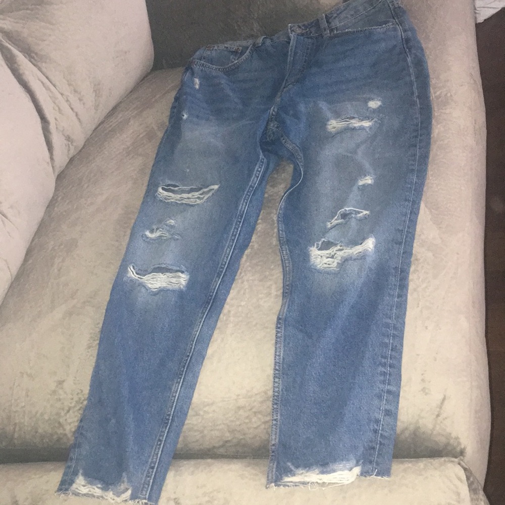 H&M Jeans distressed